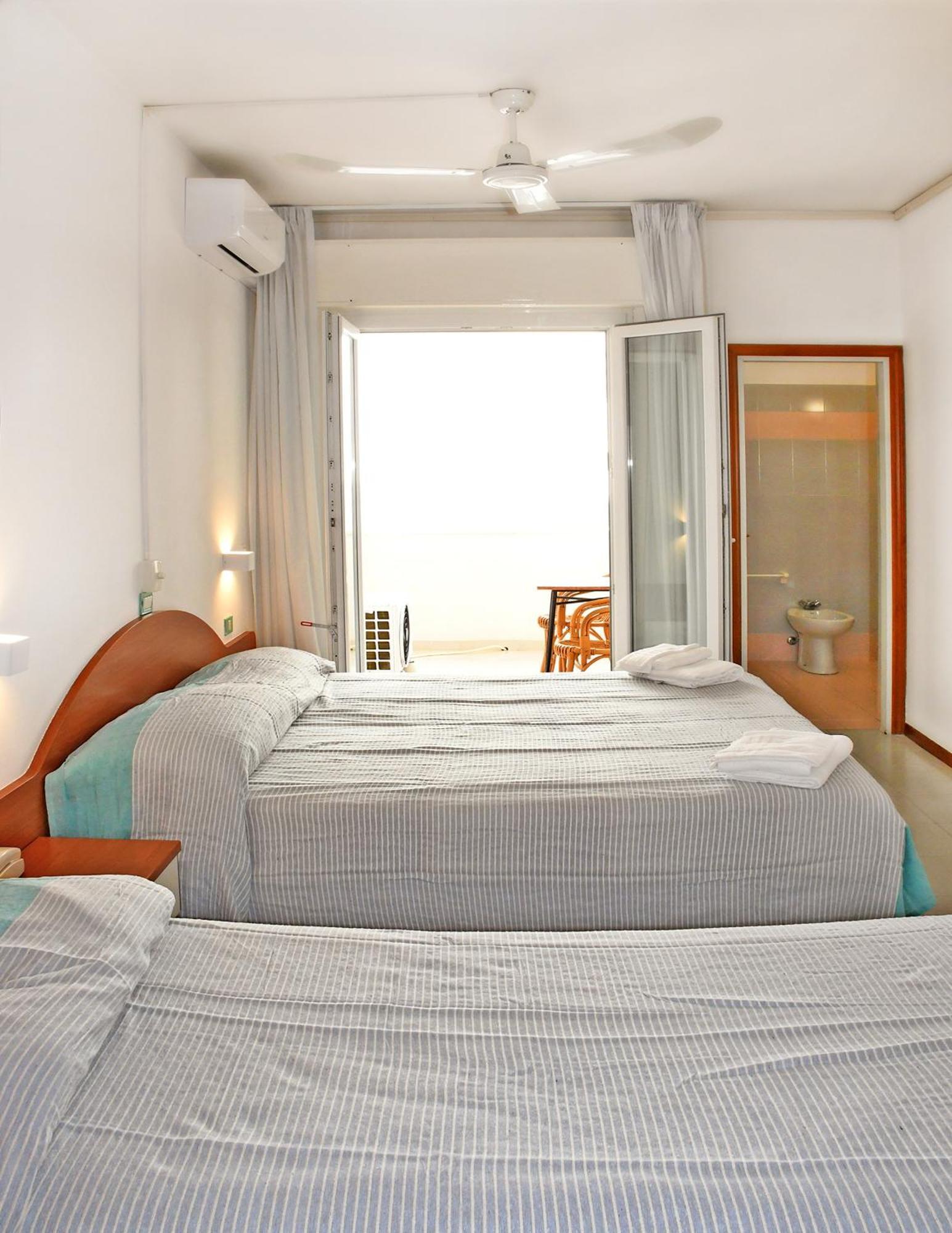 Hotel Exclusive In Pieno Centro - Nuova Gestione 2025 Riccione Eksteriør billede