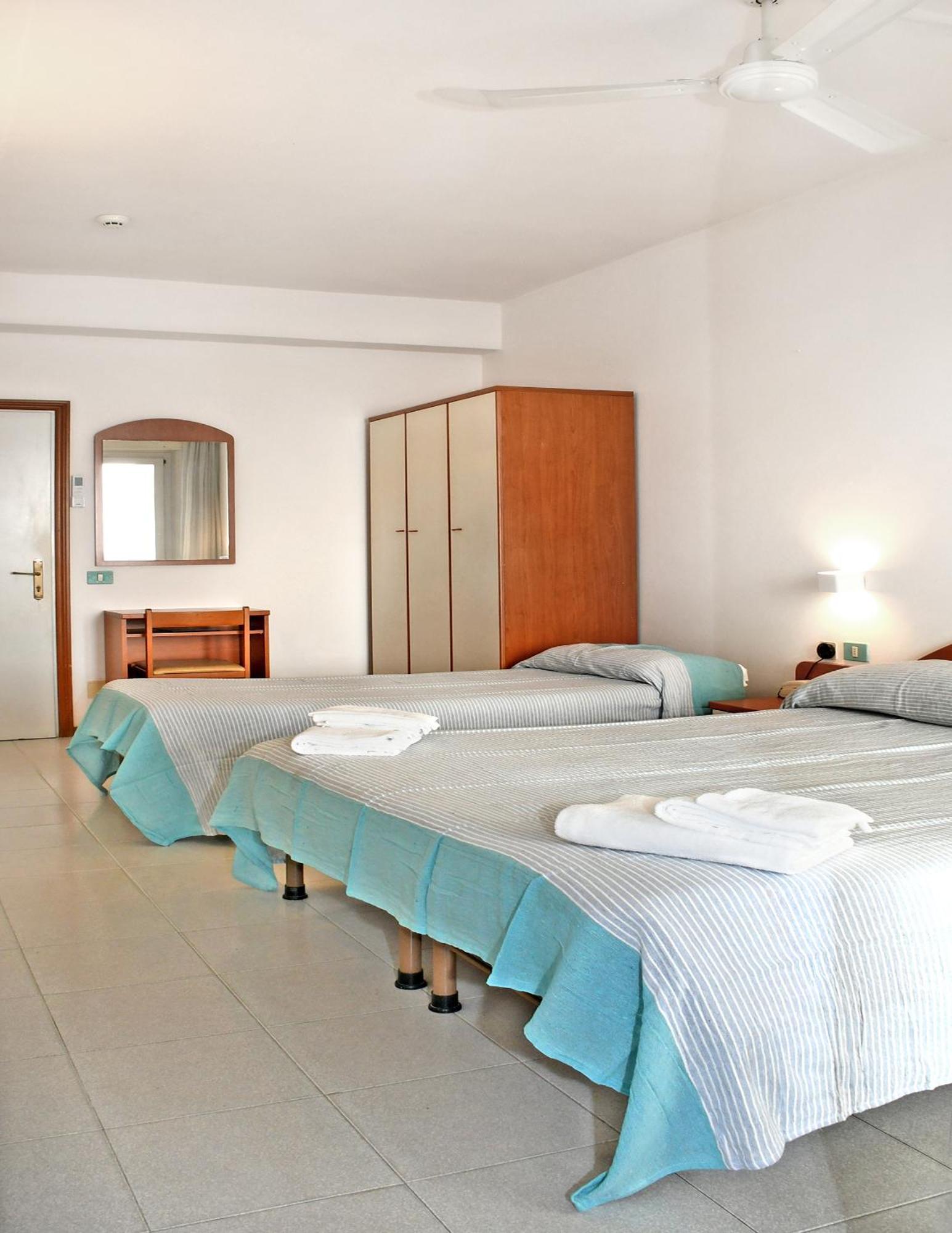 Hotel Exclusive In Pieno Centro - Nuova Gestione 2025 Riccione Eksteriør billede