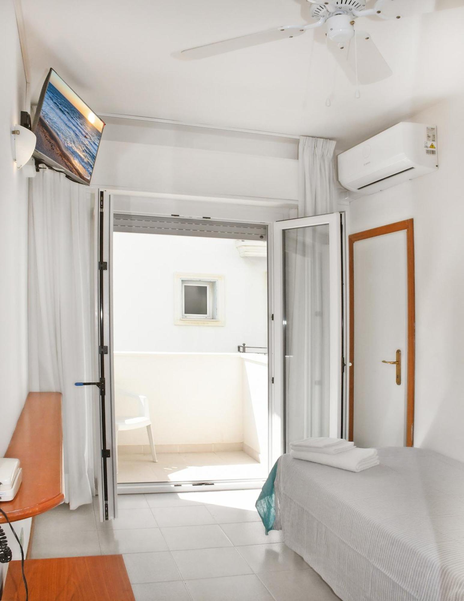 Hotel Exclusive In Pieno Centro - Nuova Gestione 2025 Riccione Eksteriør billede