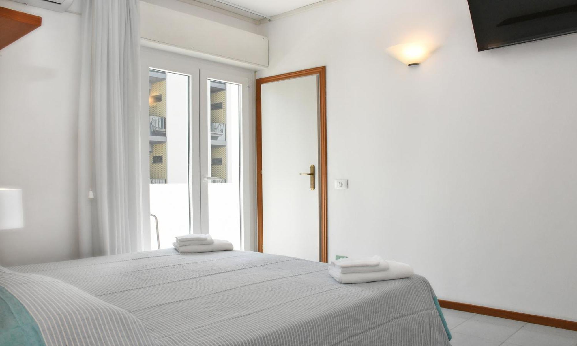 Hotel Exclusive In Pieno Centro - Nuova Gestione 2025 Riccione Eksteriør billede